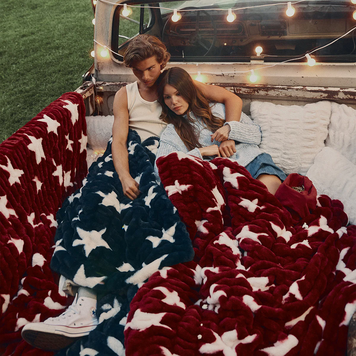 Star Spangled Scarlet - Image 4