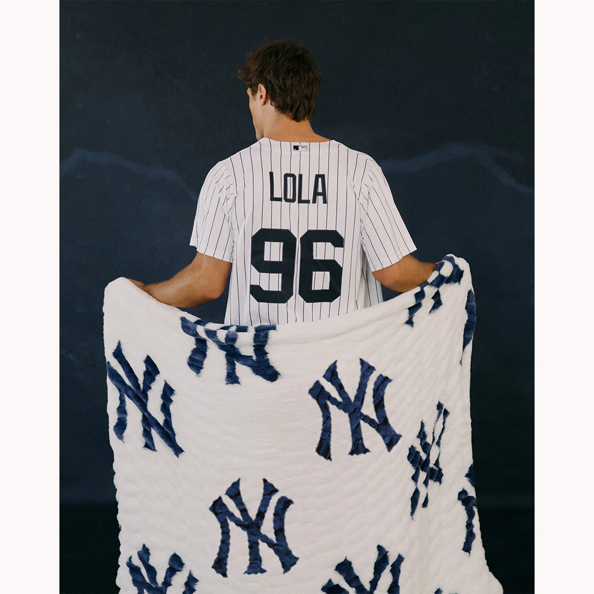 The Lola x New York Yankees™ Multi-Logo Blanket White - Image 3